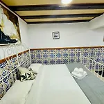 Authentic Portuguese Home- Alfama Apartament *