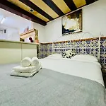 Authentic Portuguese Home- Alfama