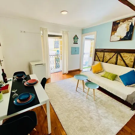 Authentic Portuguese Home- Alfama *