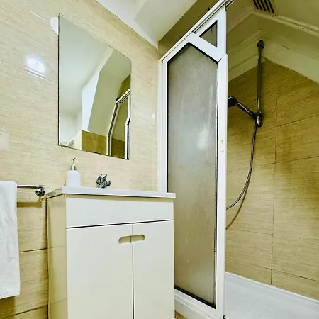 Authentic Portuguese Home- Alfama Apartman Lisboa