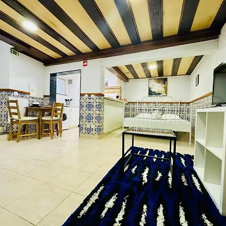 Authentic Portuguese Home- Alfama Appartement Lisboa