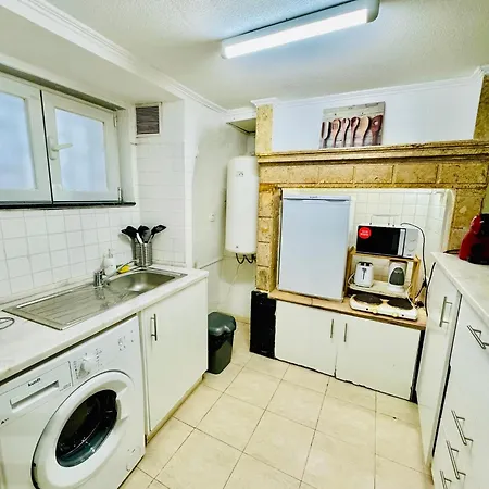 Authentic Portuguese Home- Alfama *